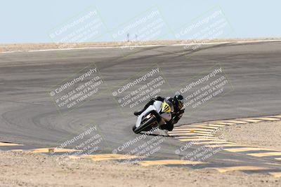 media/Apr-19-2025-CVMA (Sat) [[586b59ad56]]/Race 5-Amateur Formula Middleweight/